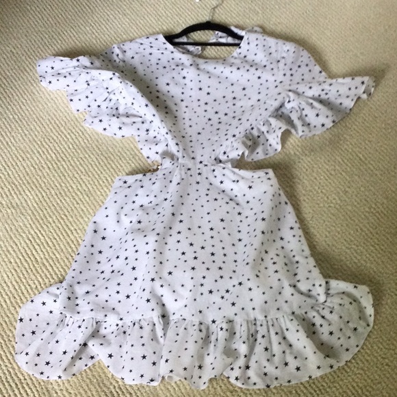 Dress - Picture 1 of 7